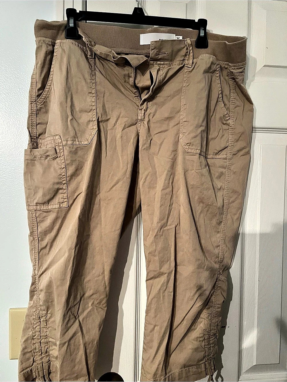 Sonoma Women's Cargo Capri Pants Brown
